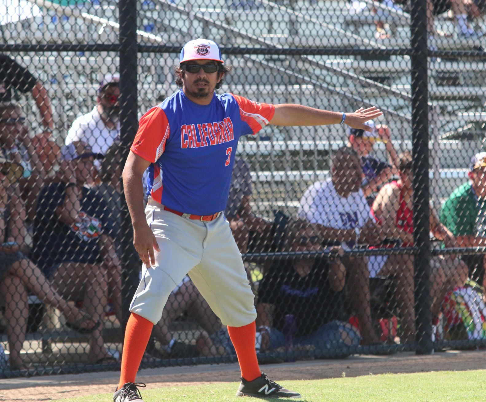 Contagious hitting, errors lifts Central California in World Series opener